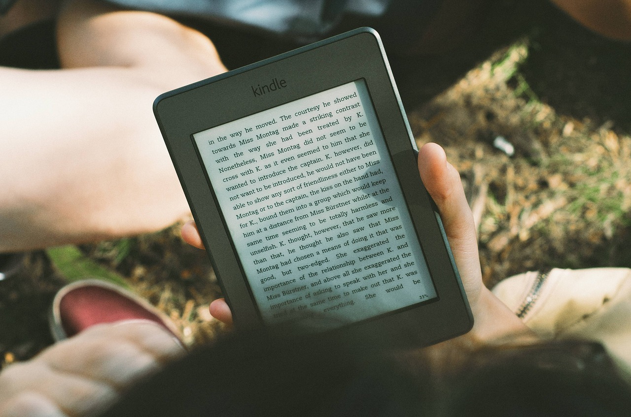 Liseuse ou tablette tactile pour la lecture ?